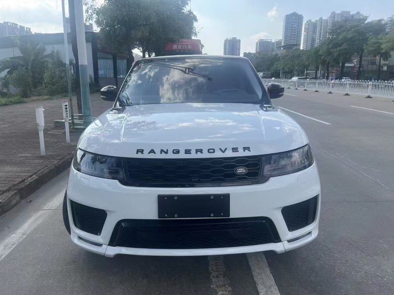 广州22年路虎揽胜运动1