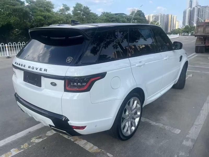 广州22年路虎揽胜运动7