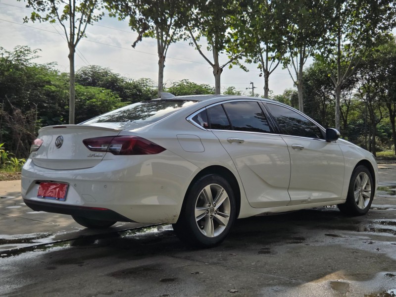 郑州18年别克君威5