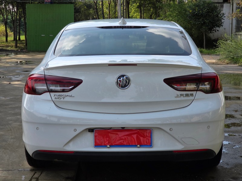 郑州18年别克君威6