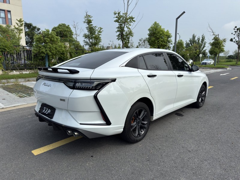 盐城23年东风奕炫5