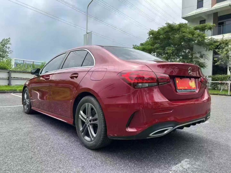 广州21年奔驰A8