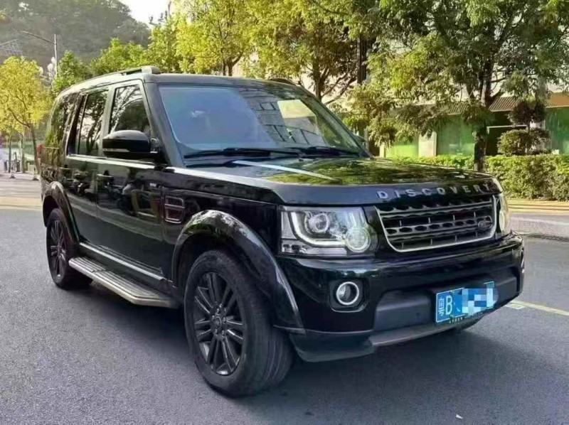 深圳17年路虎发现2