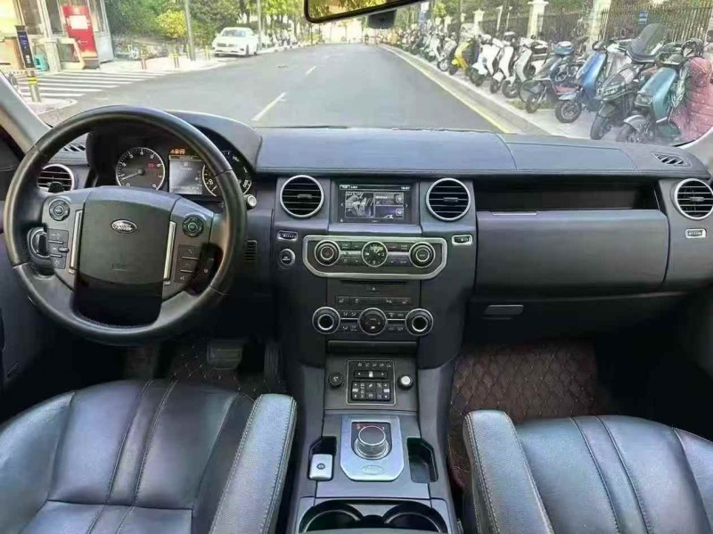 深圳17年路虎发现5