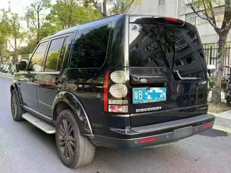 深圳17年路虎发现7