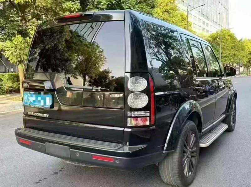 深圳17年路虎发现8