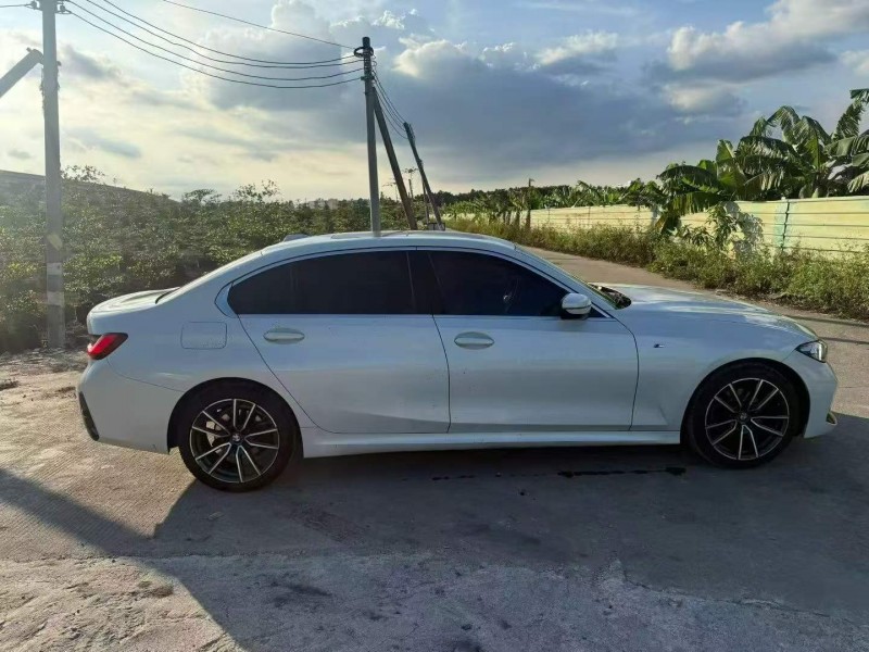 中山23年宝马3系5