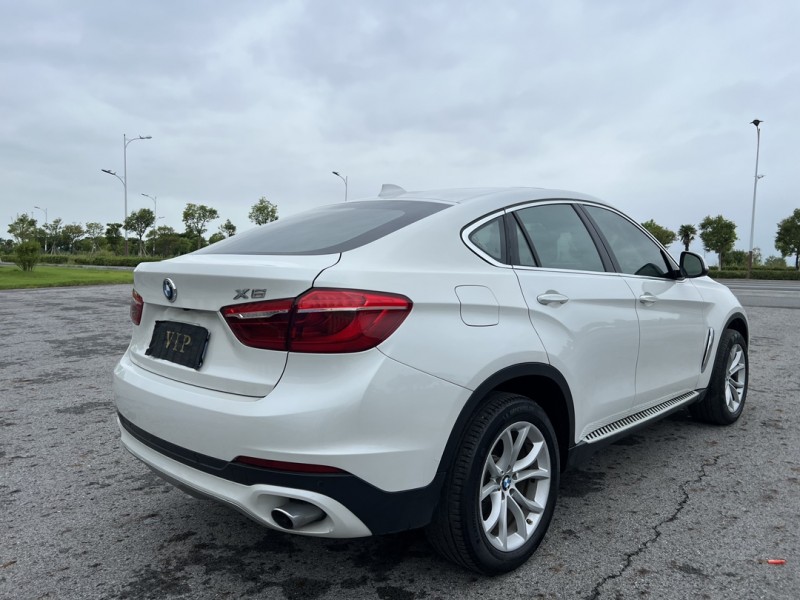 盐城16年宝马X68