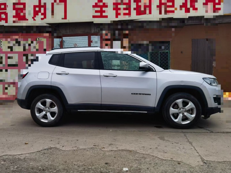 晋中17年Jeep指南者7