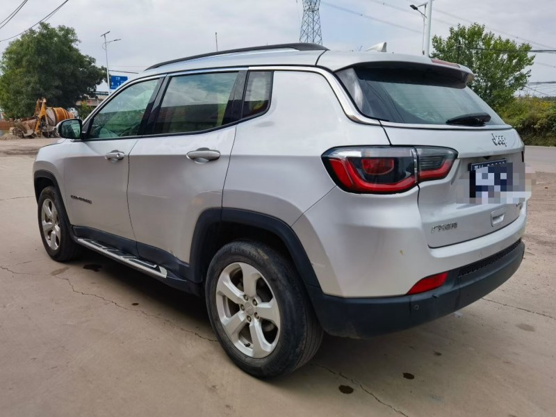 晋中17年Jeep指南者8