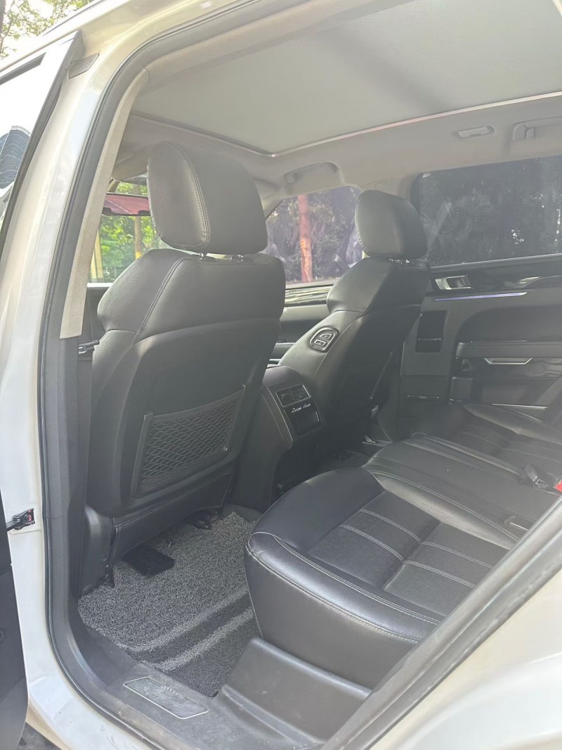 东莞19年众泰T7005