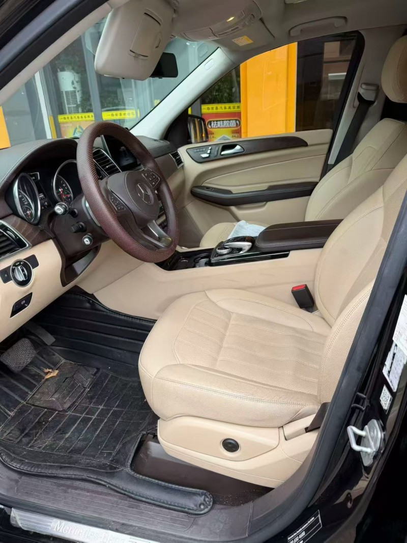 青岛16年奔驰GLS5