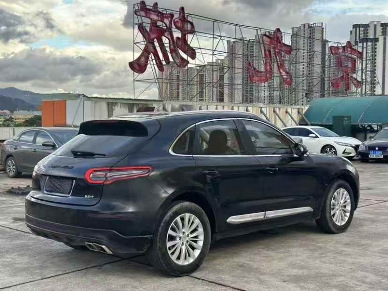 东莞17年众泰SR99