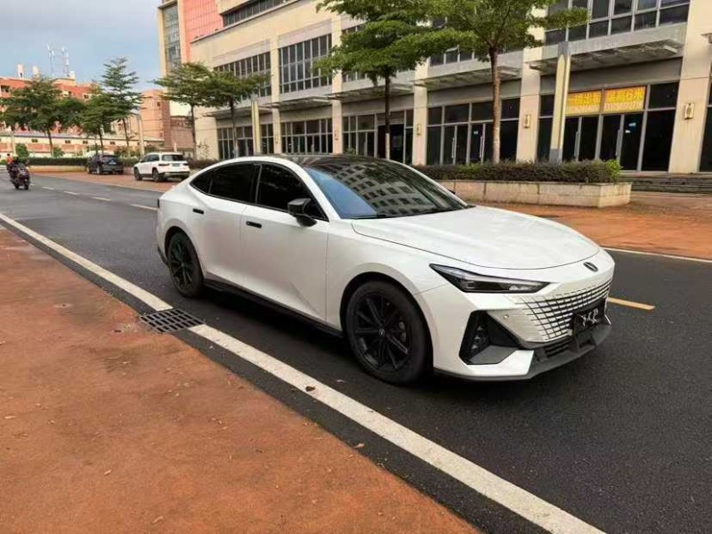 东莞23年长安汽车UNI2