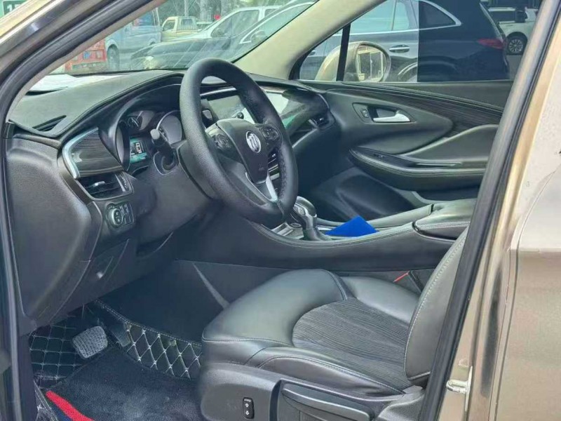 晋中19年别克昂科威4