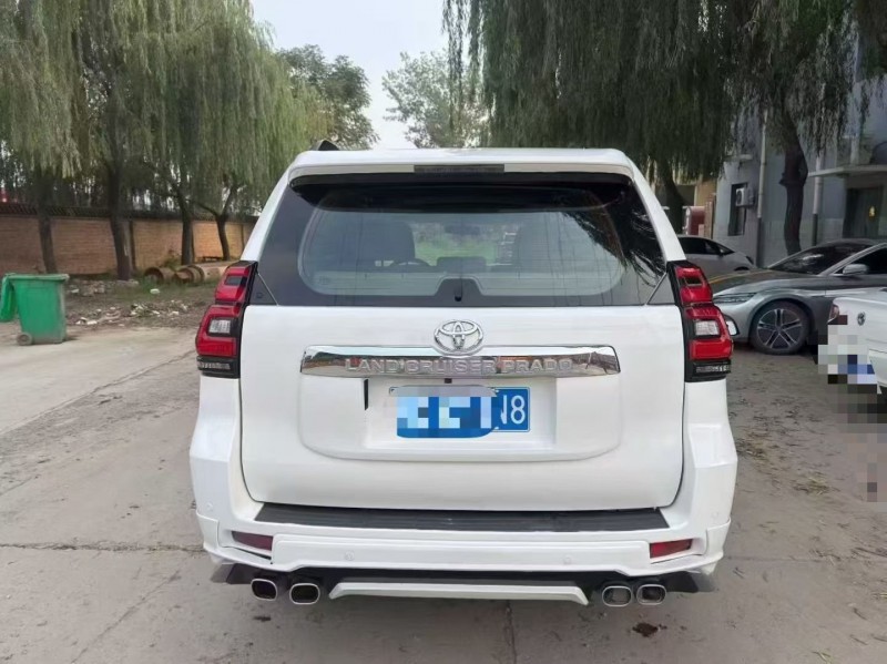 晋中14年丰田普拉多9