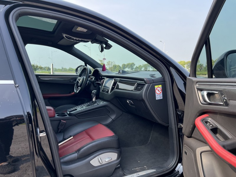 盐城16年保时捷Macan6