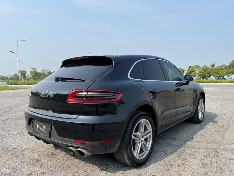 盐城16年保时捷Macan8