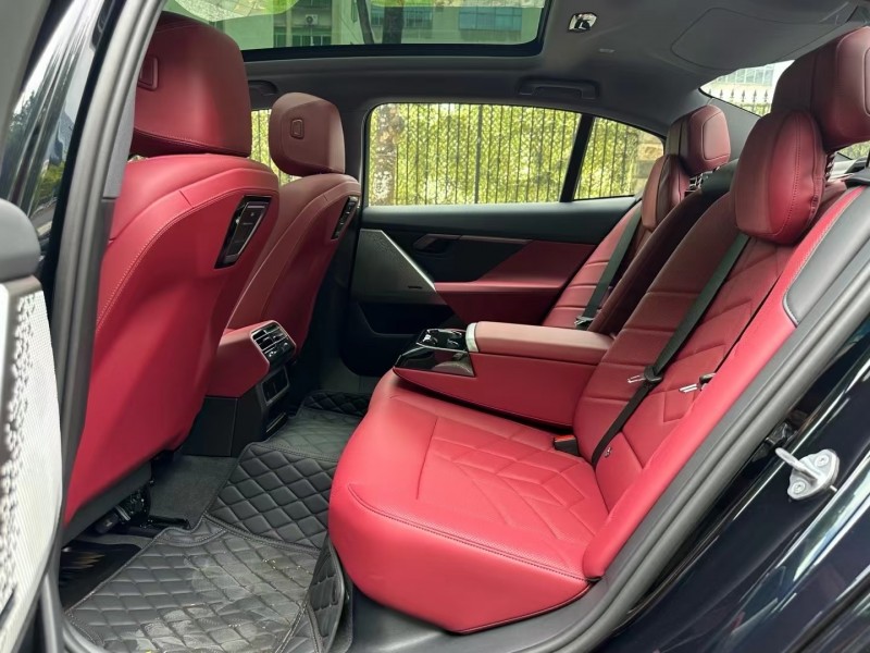 广州24年宝马5系4