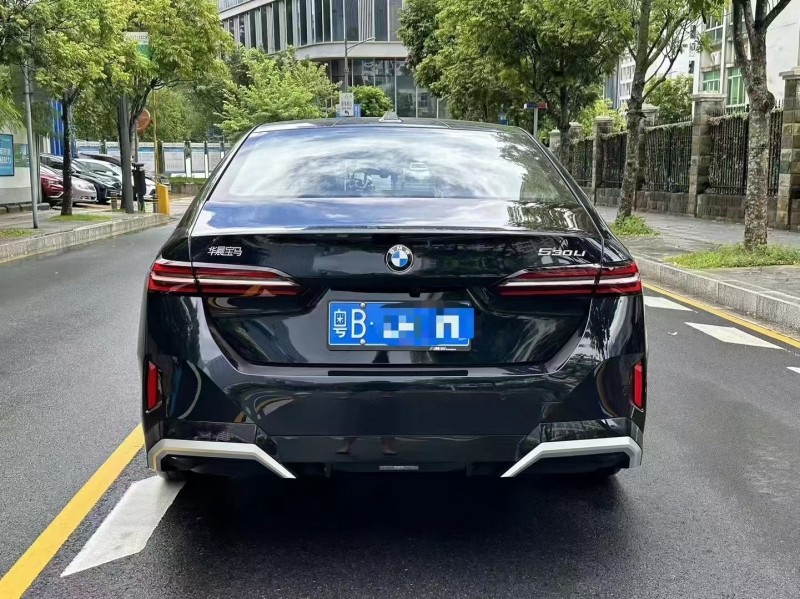 广州24年宝马5系9