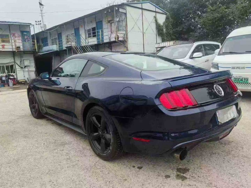 衡阳16年福特野马8