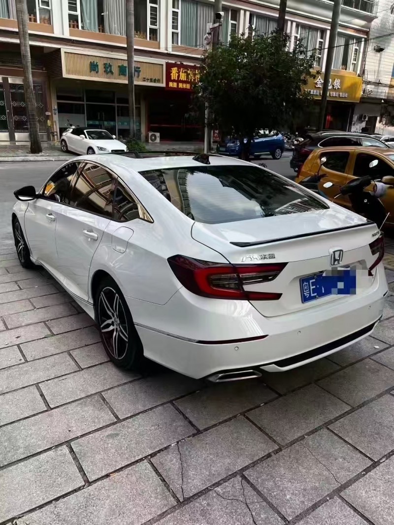 广州22年本田雅阁5