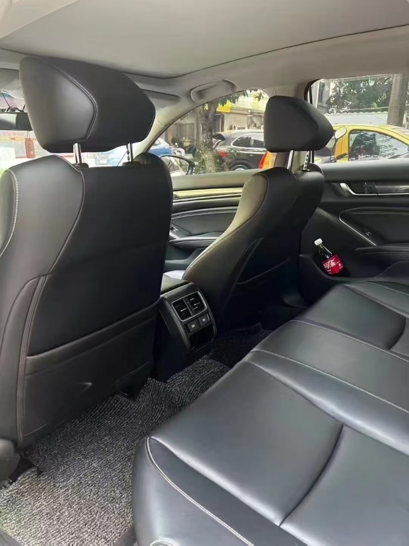 广州22年本田雅阁8