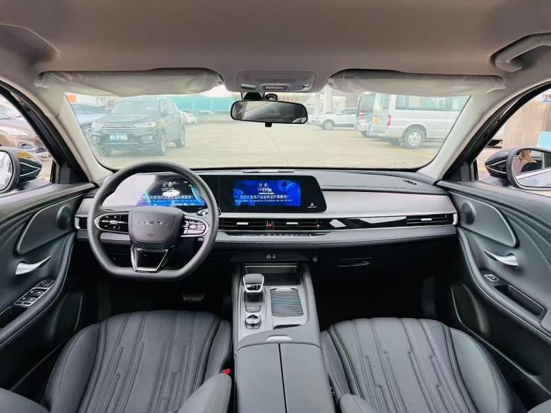 东莞25年奇瑞风云5