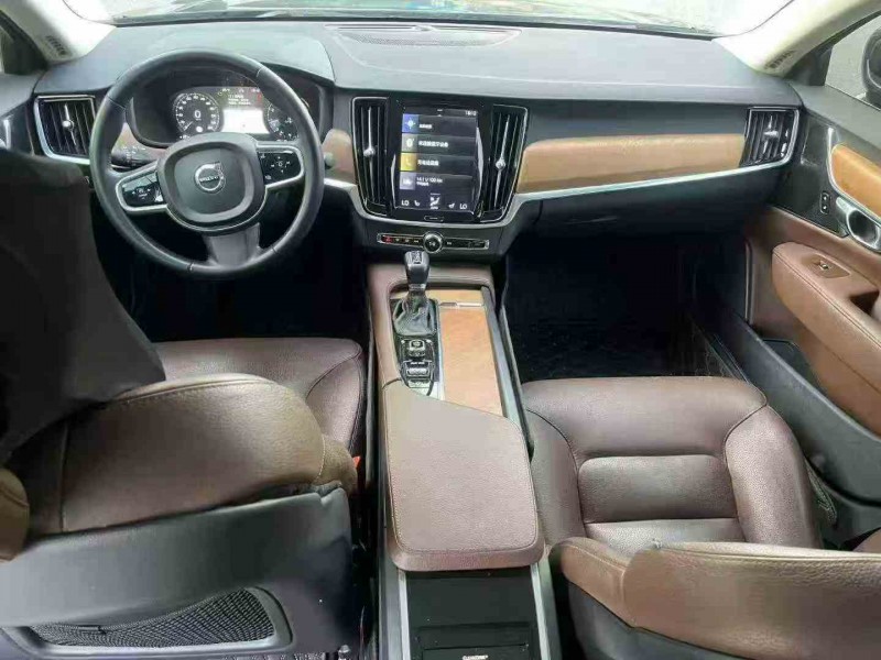 长沙19年沃尔沃S904