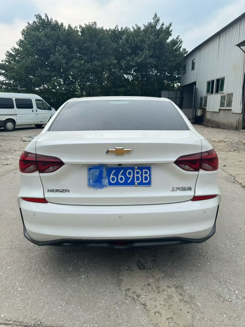 南昌25年雪佛兰科鲁泽7