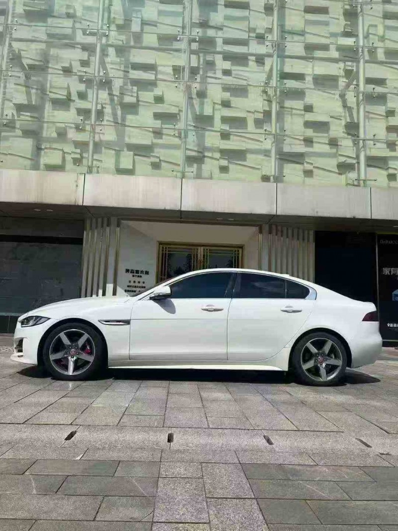 张家界17年捷豹XE6