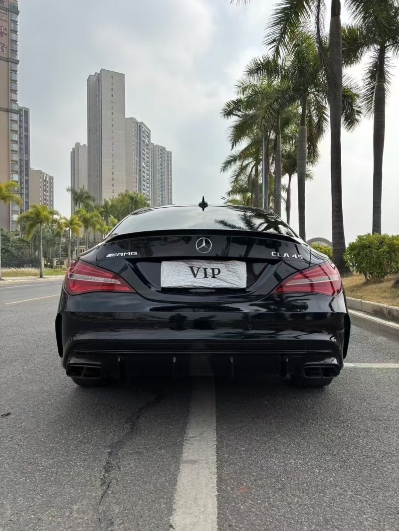 广州18年奔驰CLA9