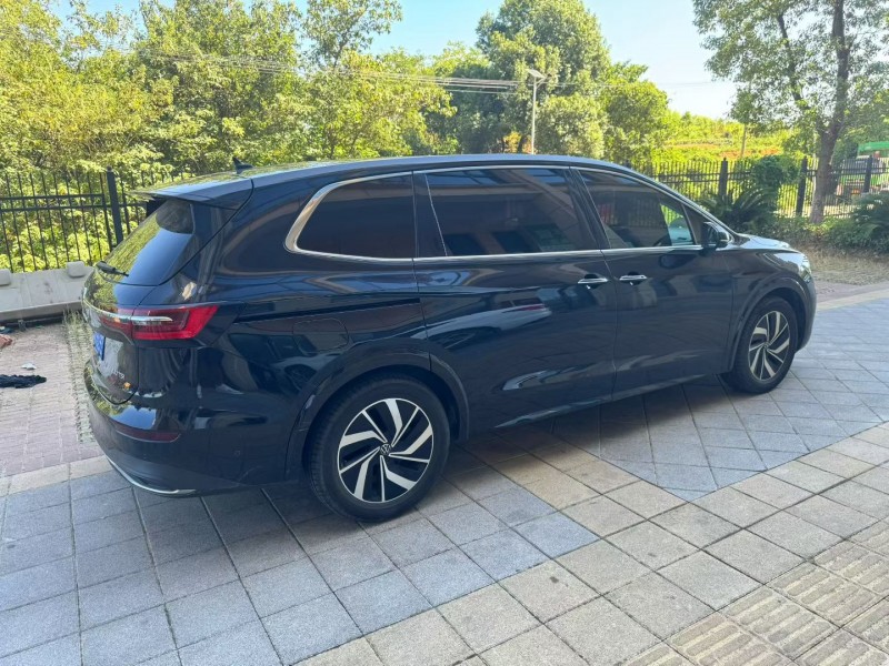 南昌21年大众威然7