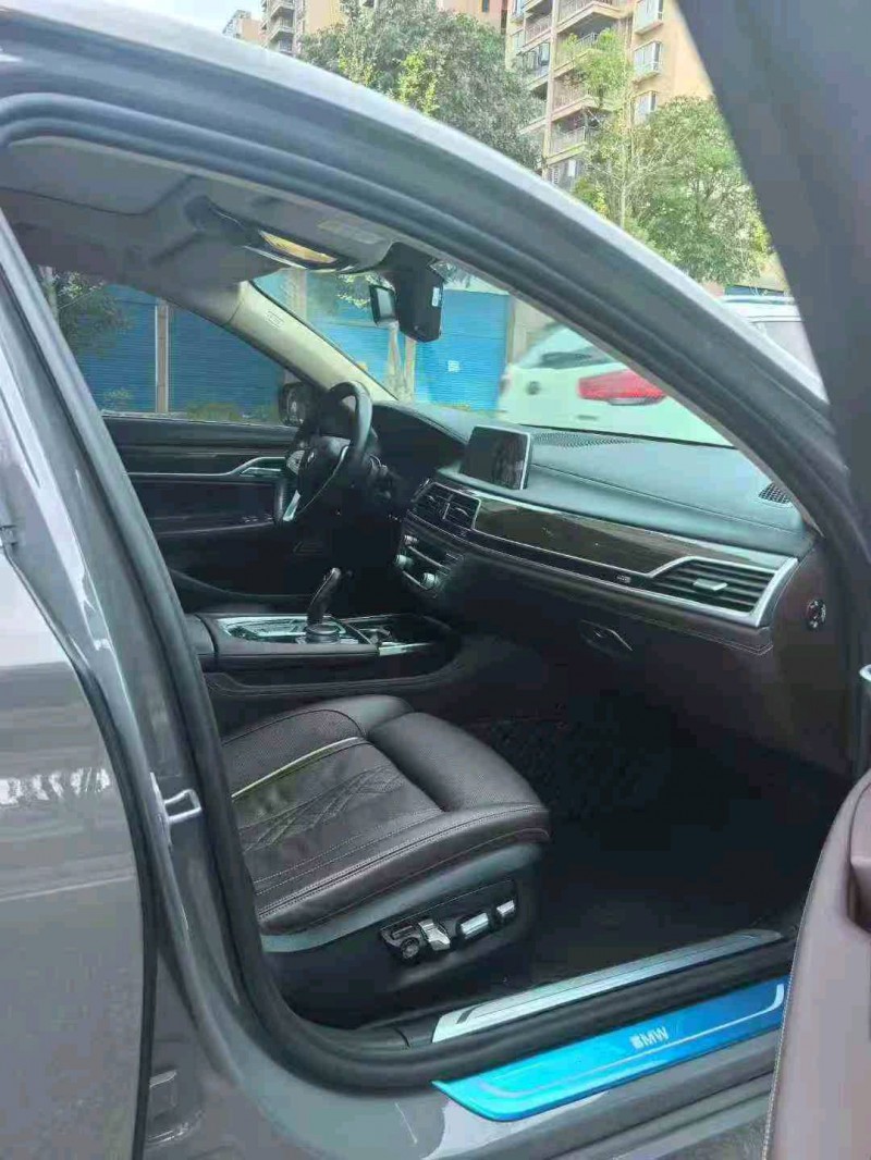湘潭21年宝马7系6
