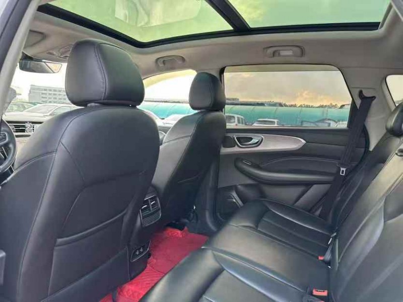 东莞20年荣威RX56