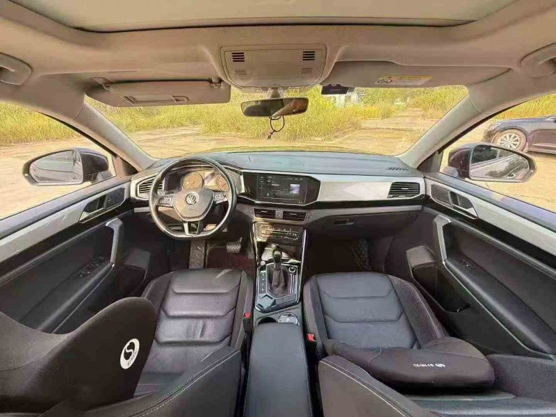 湘潭21年大众探岳4