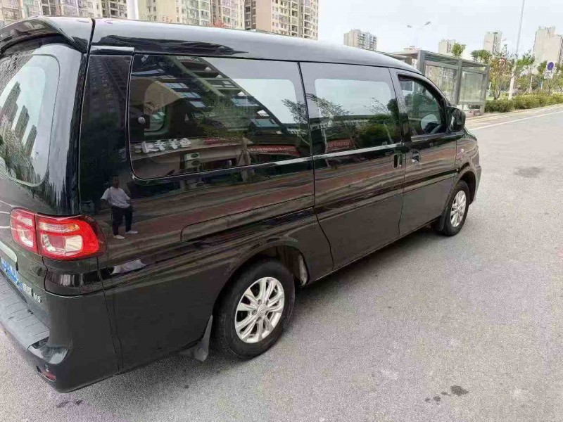 衡阳20年东风菱智7