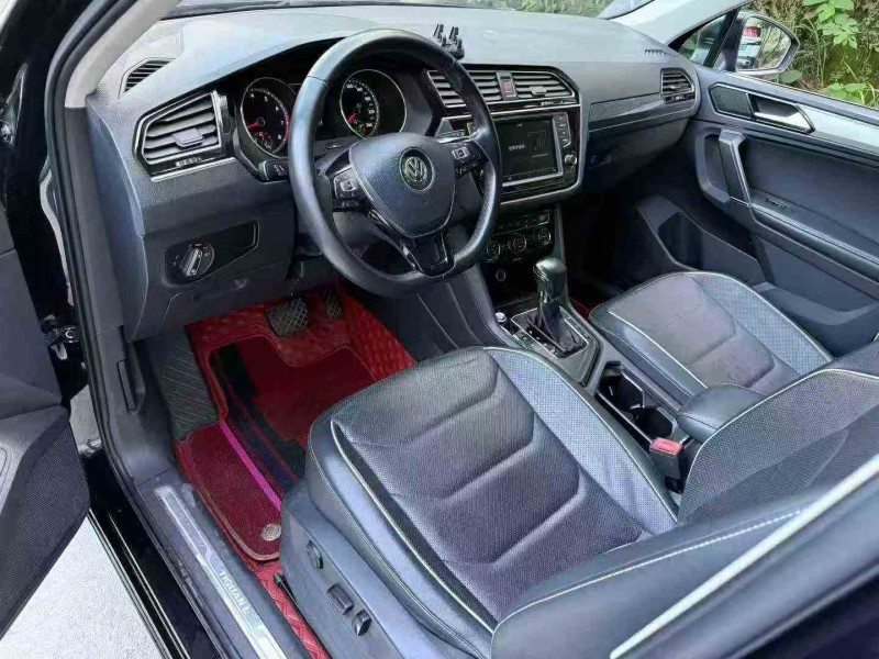 湘潭18年大众途观4