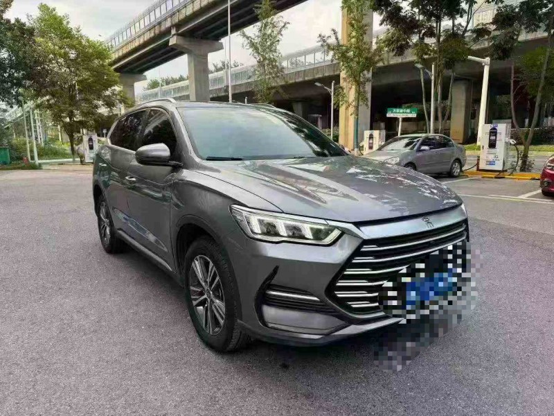 张家界21年比亚迪宋2