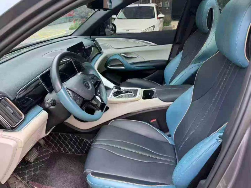 张家界21年比亚迪宋4