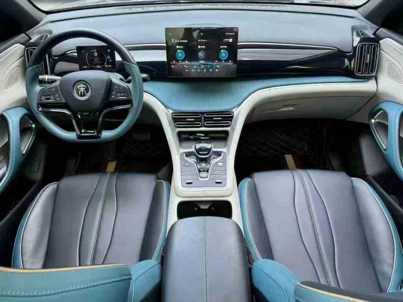 张家界21年比亚迪宋6