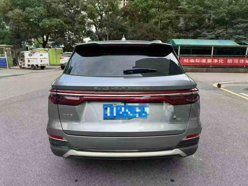 张家界21年比亚迪宋8