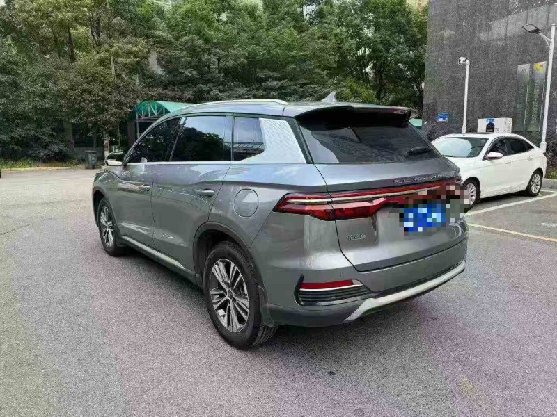 张家界21年比亚迪宋9