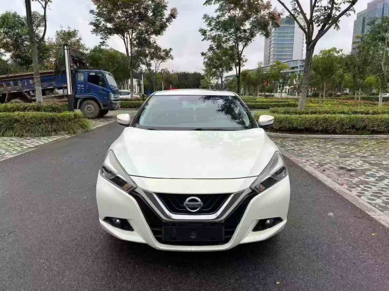 徐州16年日产蓝鸟1