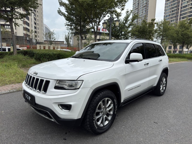 盐城15年Jeep大切诺基3