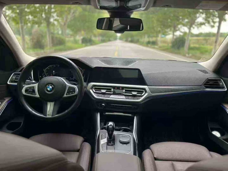 铜川21年宝马3系7