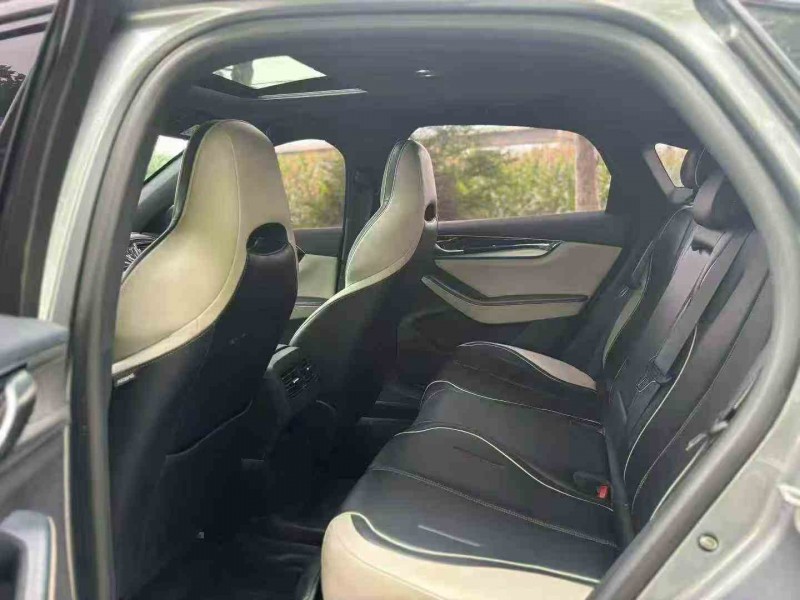 铜川22年比亚迪秦5