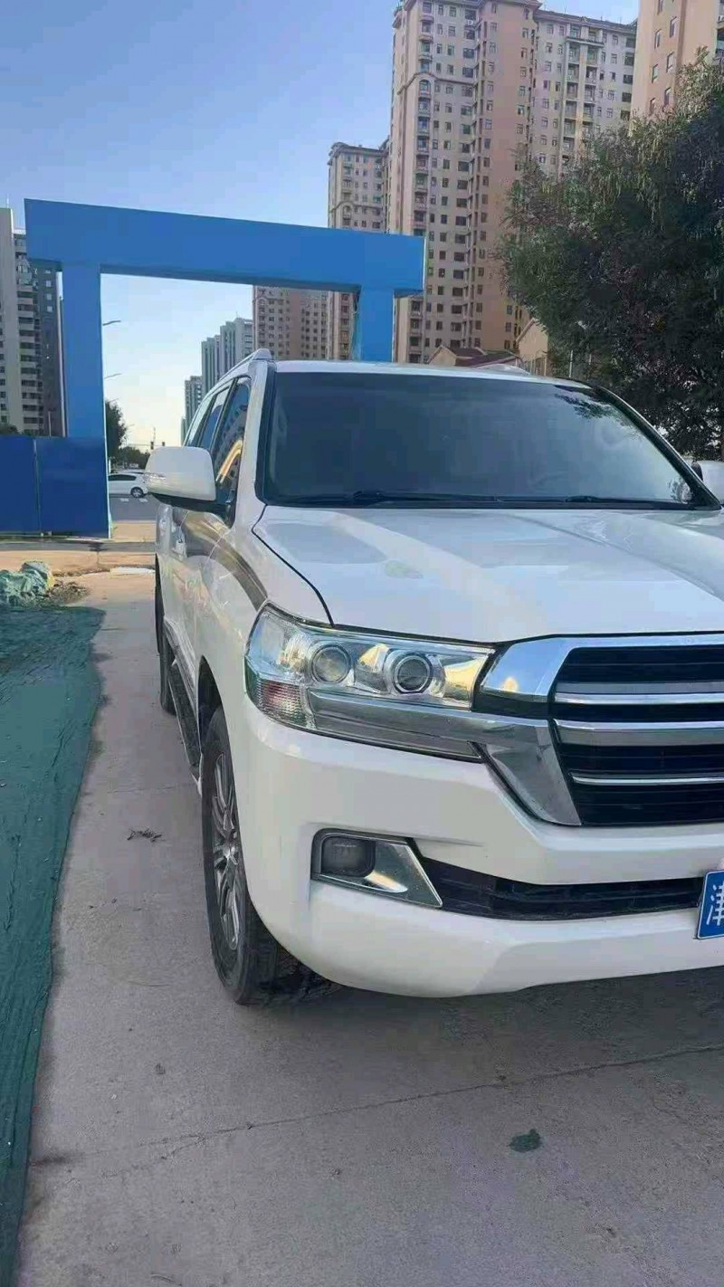 洛阳18年丰田兰德酷路泽2