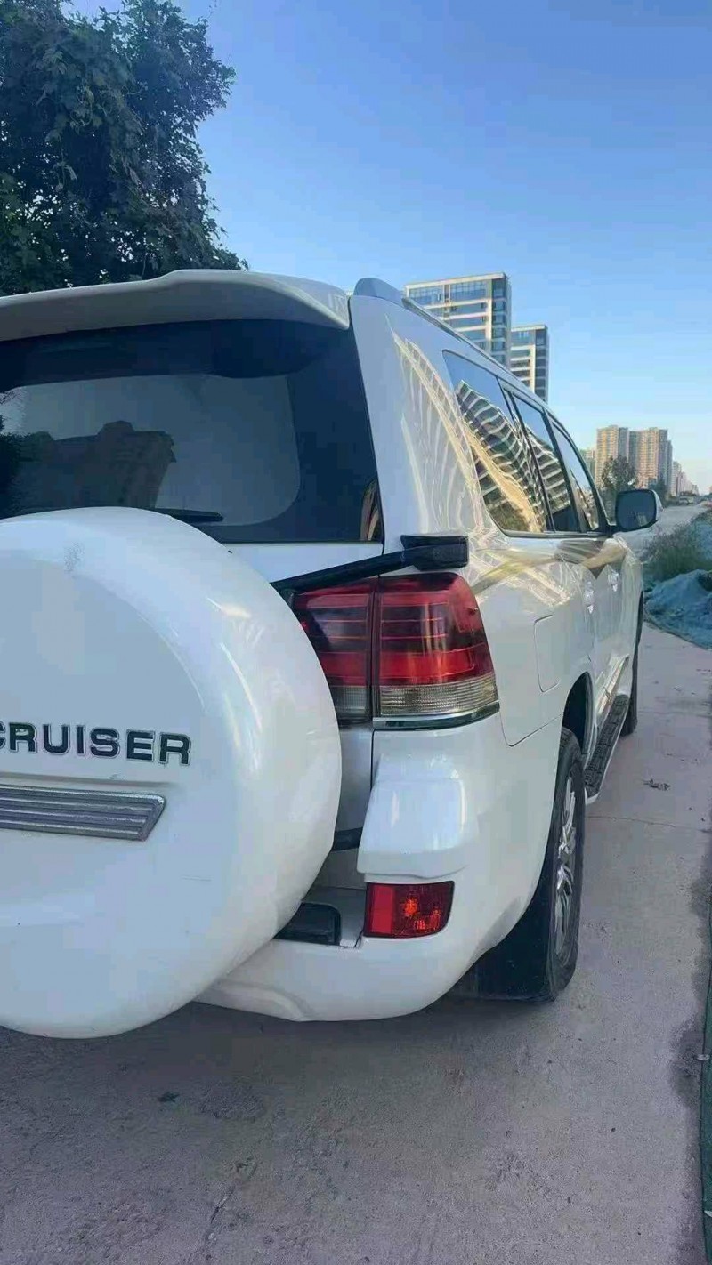 洛阳18年丰田兰德酷路泽5