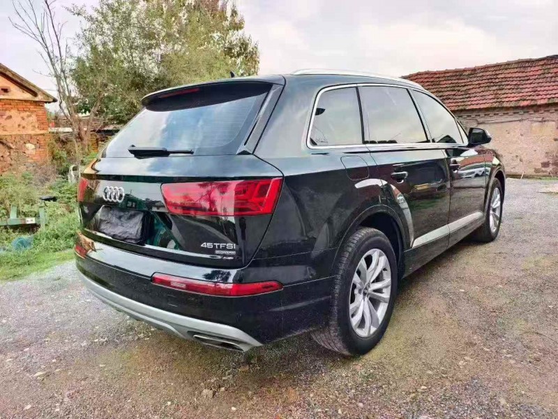 淄博19年奥迪Q78